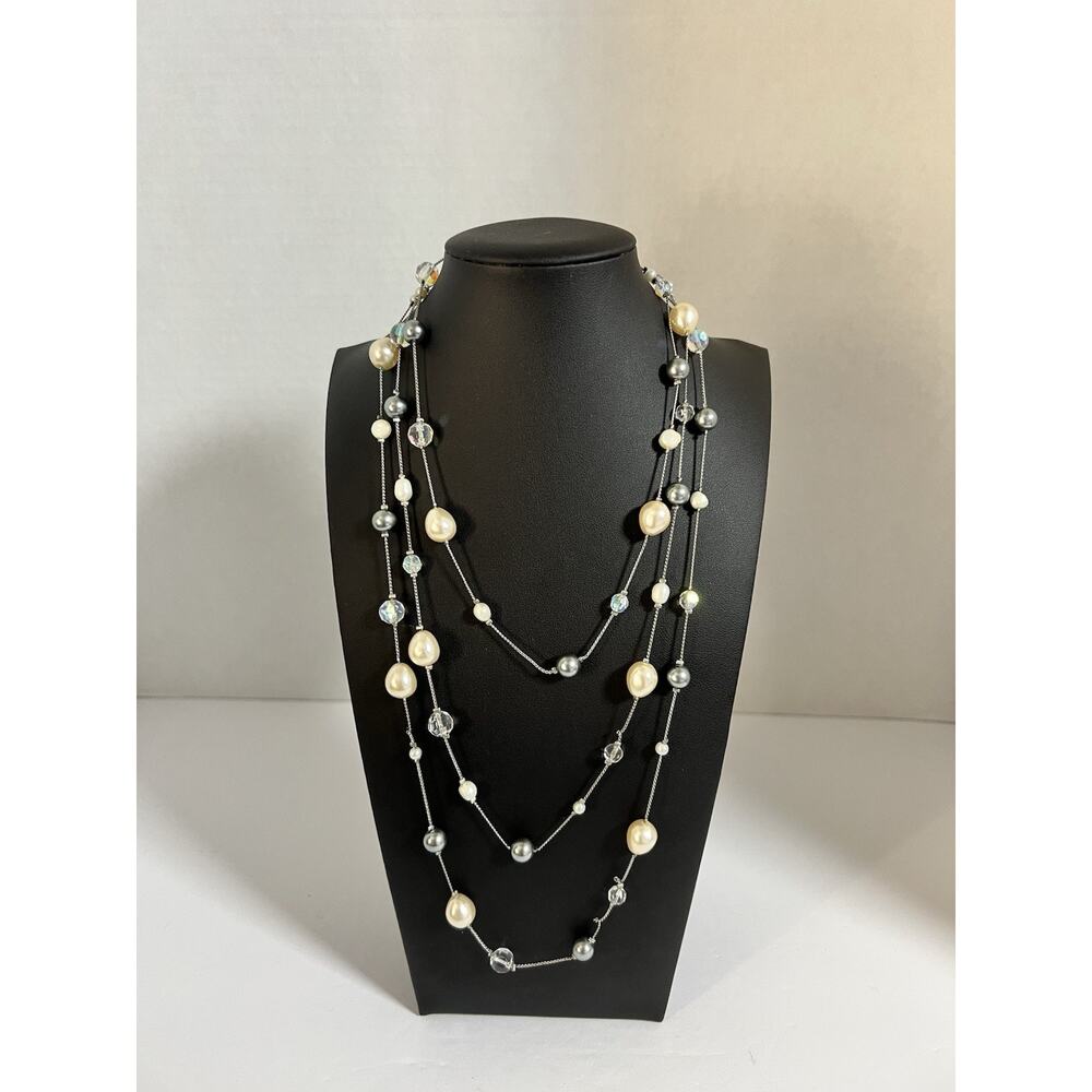 Vintage Faux Pearls Multiple Tones White Grey Clear Silver Chain Necklace